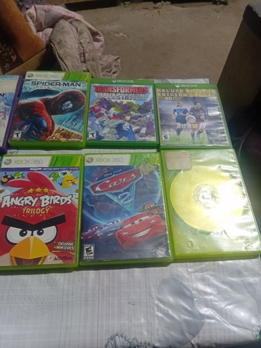 Диски XBOX продаётся б/у и на PlayStation 4 игровые диски на PlayStati