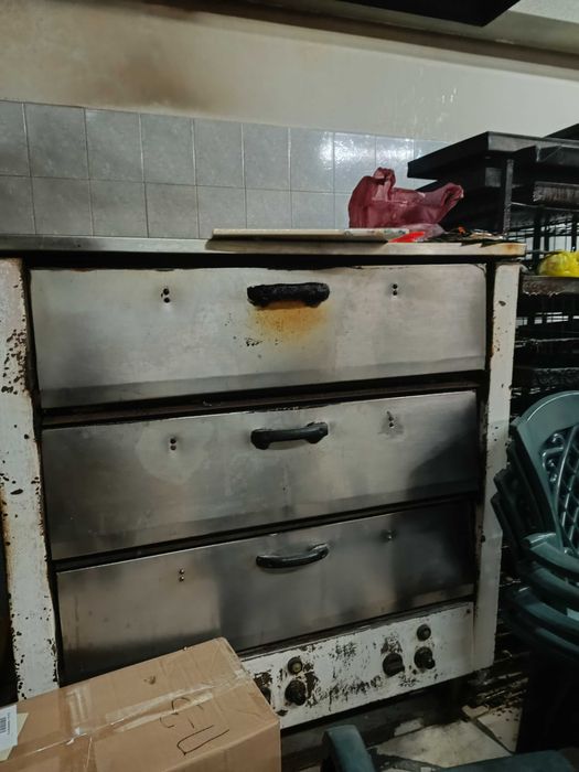 Уреди за закусвалня