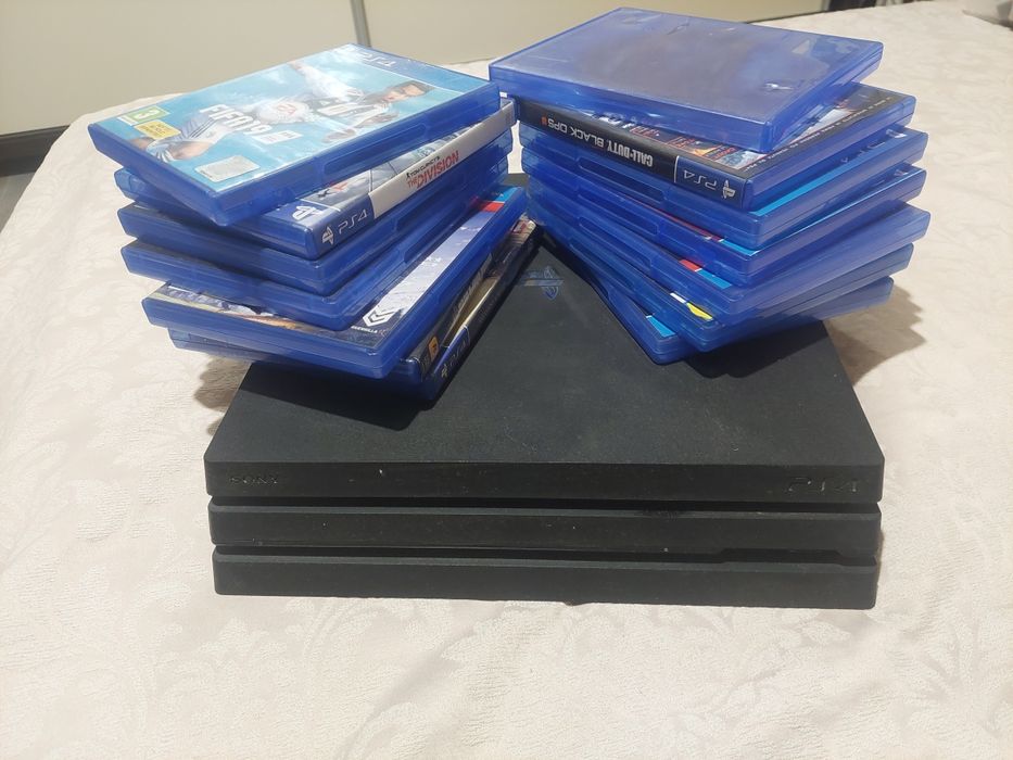 PS 4 în stare ff bună de funcționare.