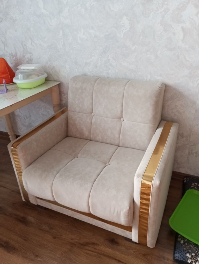 Продается кресло