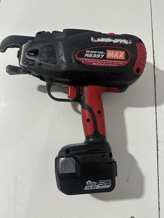 Max RB 397/398 masina de legat fier beton