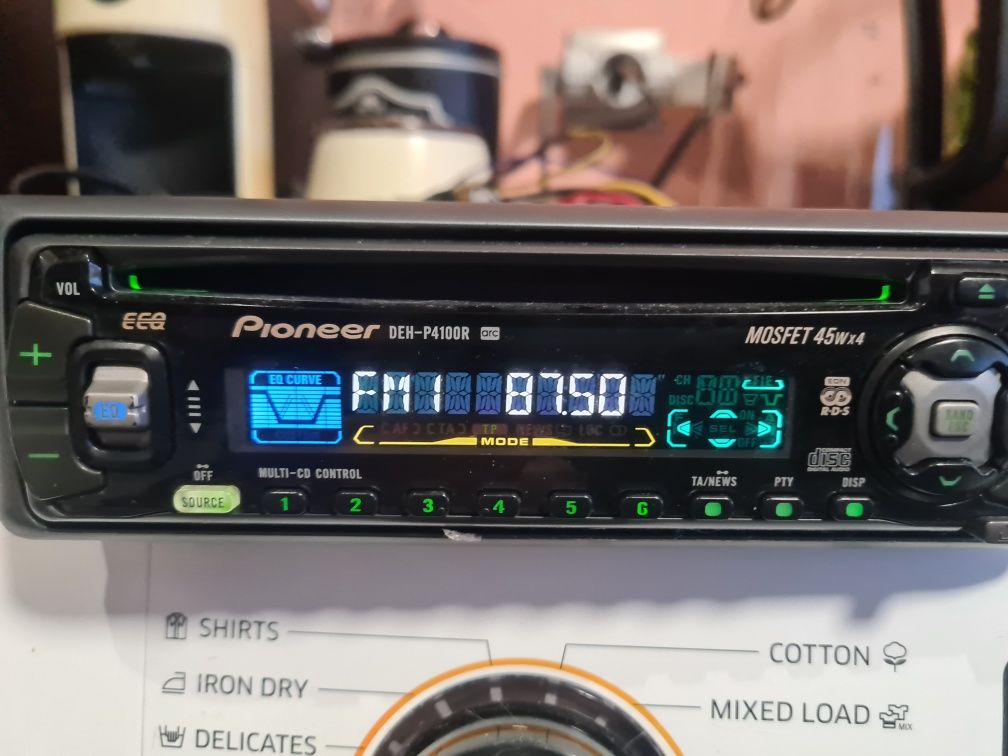 Продавам Pioneer deh-p4100