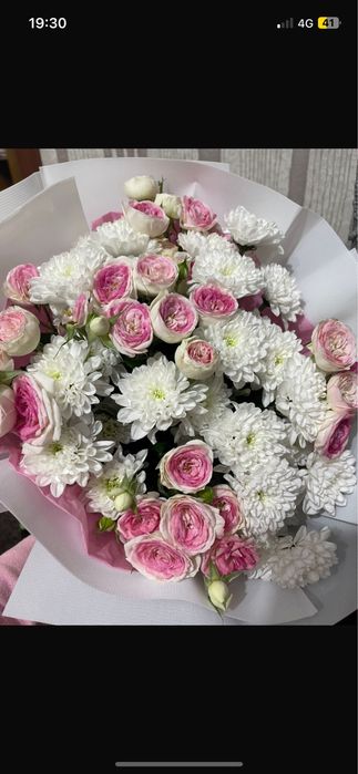 Букет цветов свежие пионы