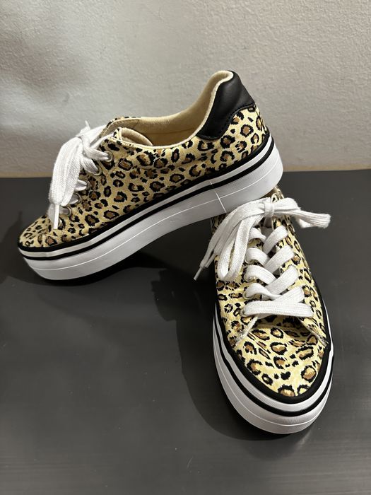 Еспадрили Repay и тигрови кецове