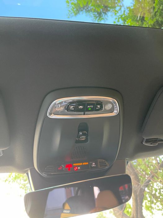 Vând Volvo XC90 D5 – 4x4, 235 CP, anul 2019