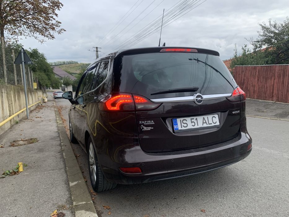 Opel Zafira C Tourer 2.0CDTI 130CP, an 2013