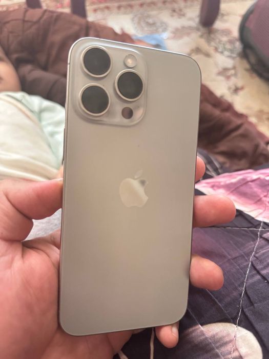 Iphone 15 pro max 256 yomks 84