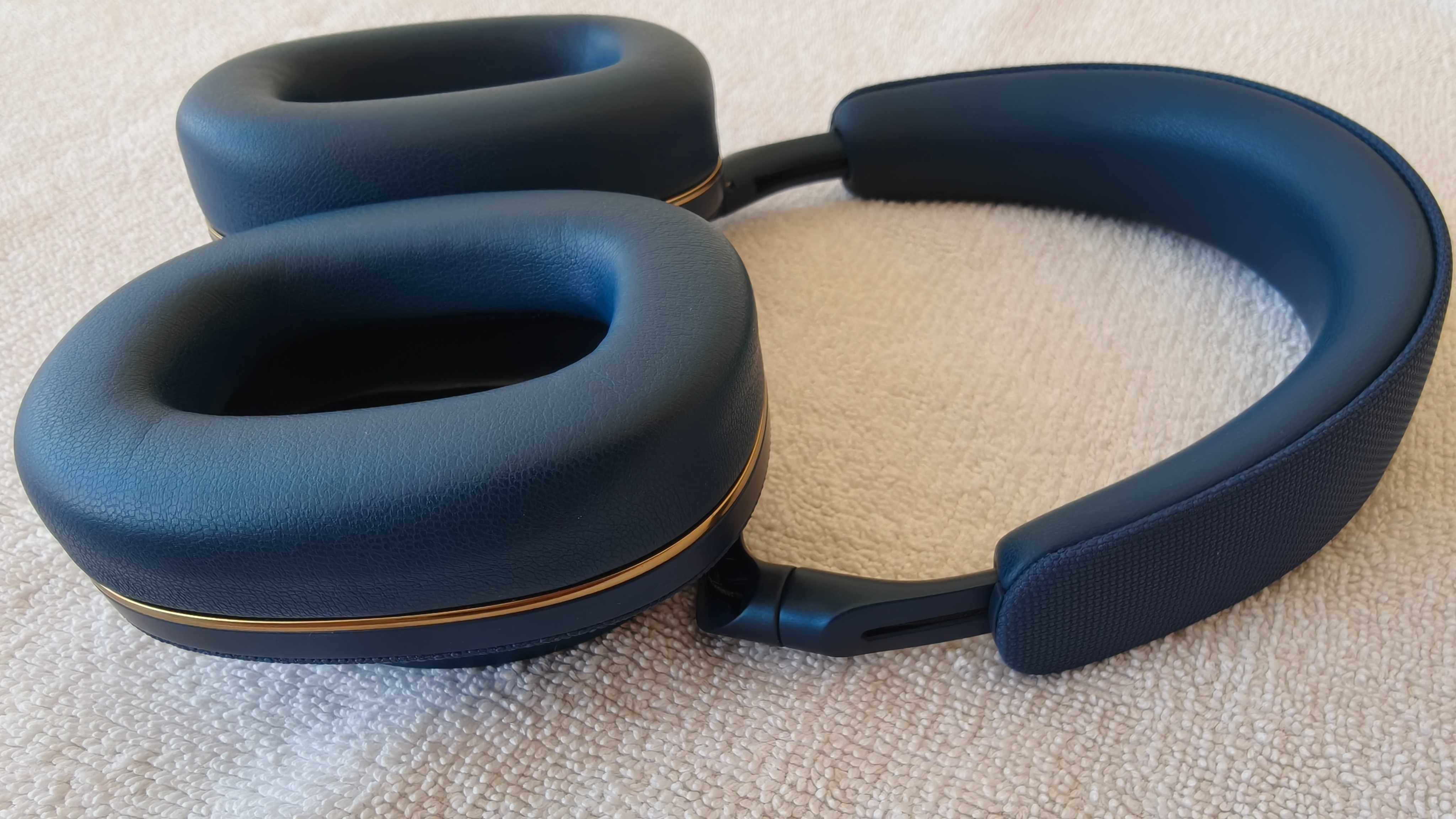 Bluetooth слушалки Bowers & Wilkins Px7 S2