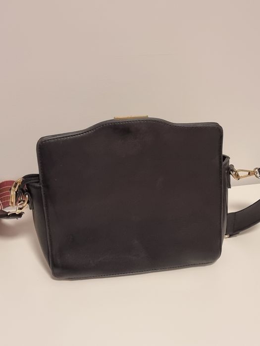 Дамска кожена чанта