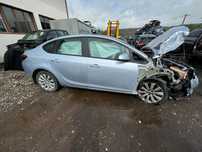 Dezmembram Opel Astra J Facelift 1.4 b 2017