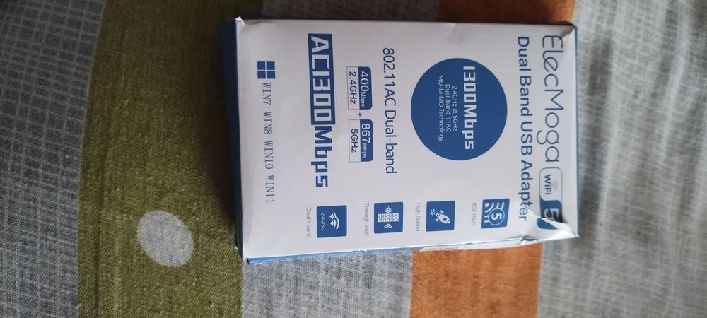 USB WiFi адаптер за компютър, 1300Mbps USB 3.0 WiFi адаптер с 2 x 5dBi