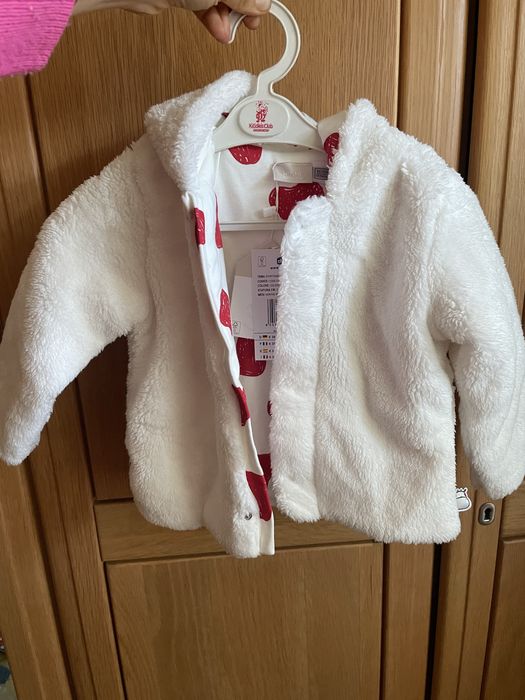 Яке за момиче размер 86. Ново с етикет -марка chicco
