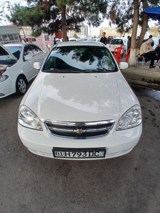 Срочно продаётся Chevrolet Lacetti