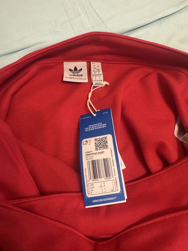 Fusta Adidas culoare rosu