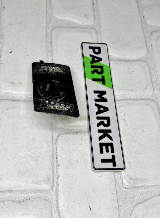 Стойка за сензор самопаркиране AUDI A7 4G 4G8807125D