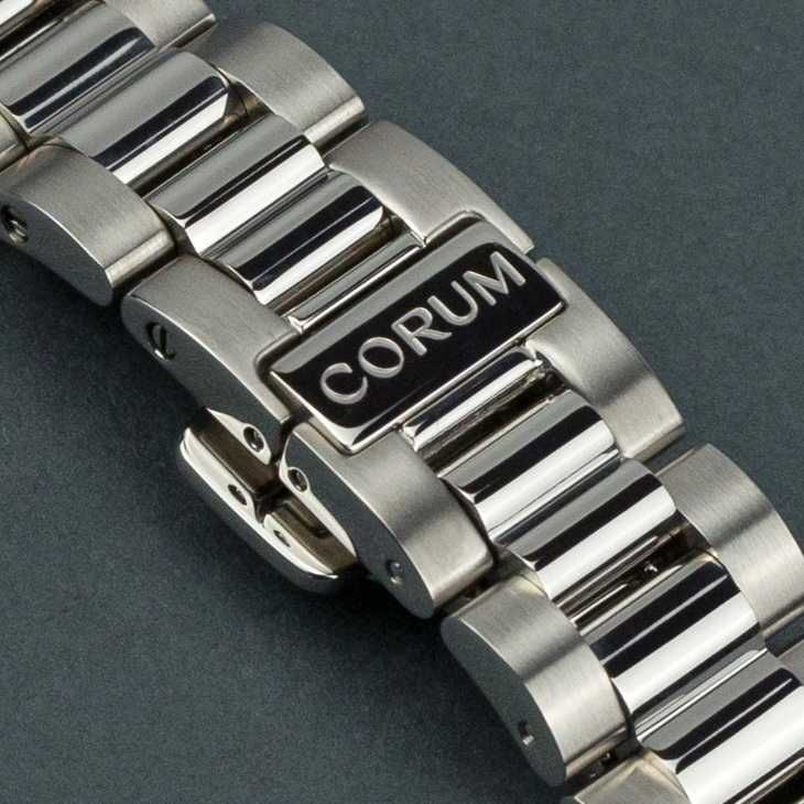 Corum Admiral Legend 32mm A400/03074 Lady - Промоция!