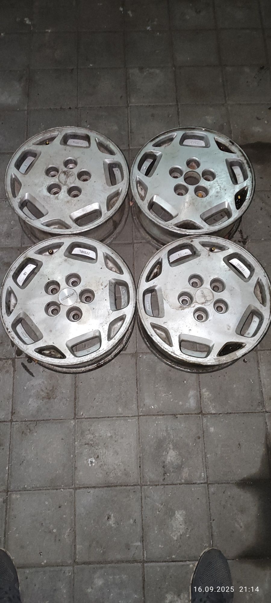 Легкосплавные диски r15 5*114,3
