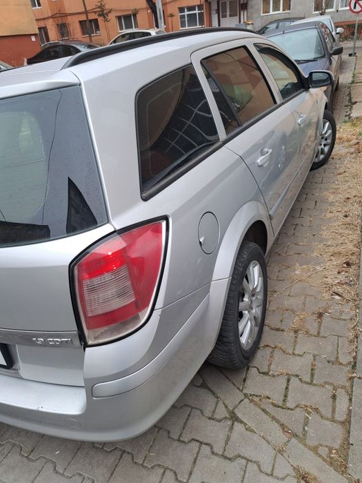 Opel astra H de vanzare