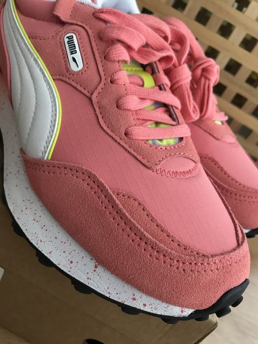 Puma Spongebob 37 38 39 Adidas Nike Balmain Versace Chain Roz Yeezy