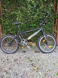 Vand bicicleta bmx