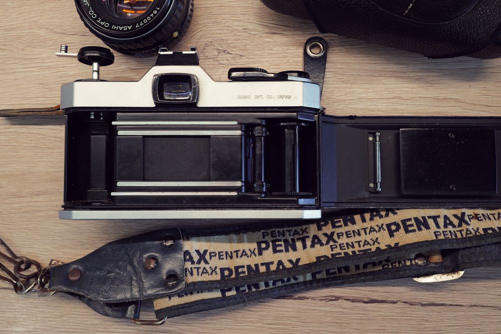 Aparat foto film Pentax K1000 husa originala obiectiv 55mm