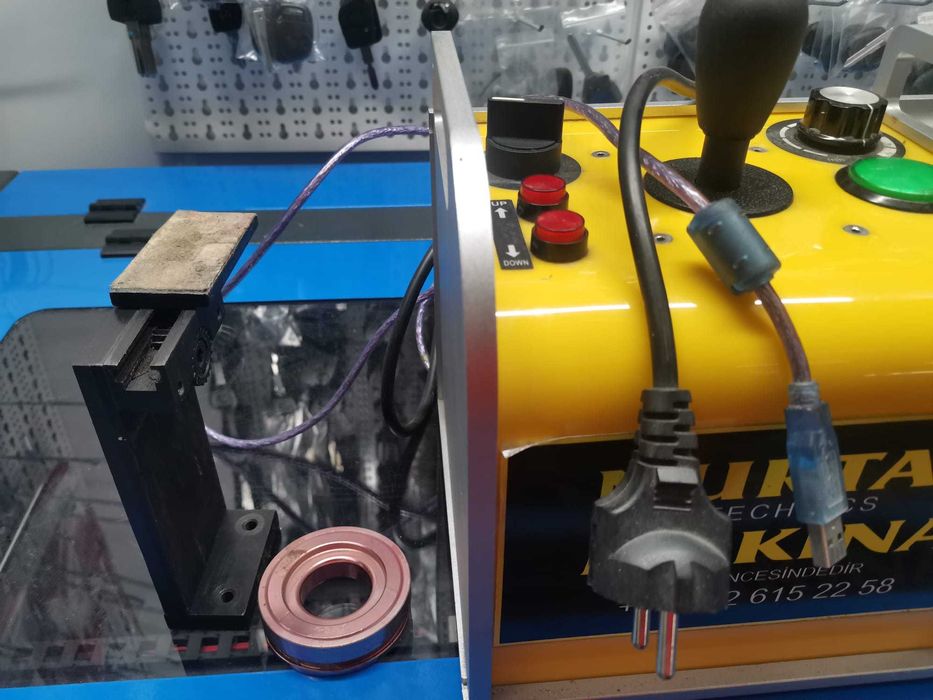 Aparat de gravat verighete