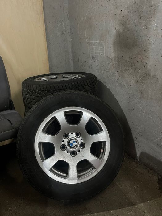 Джанти с зимни гуми за BMW