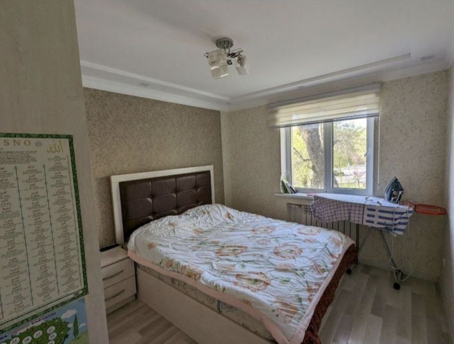 Продаю 2в3/4/4 Максим Горький 77-серия