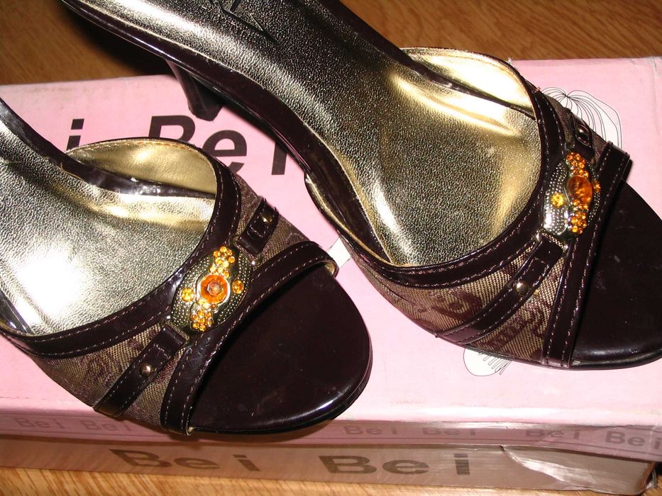 Pantofi dama negri eleganti marimea 36 GLD