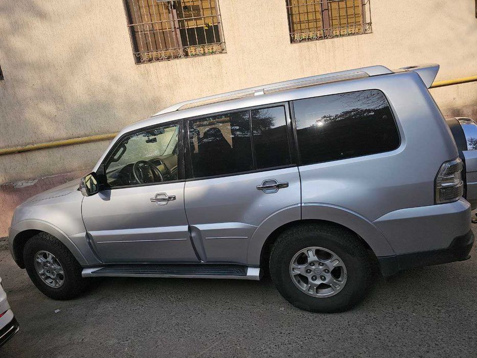 Мицубиси Паджеро