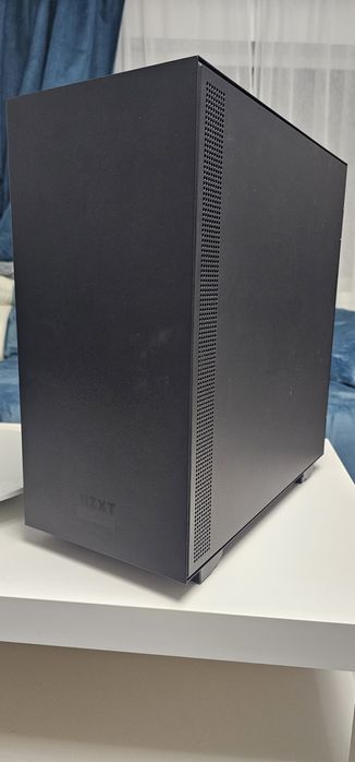 Carcasa pc NZXT H500
