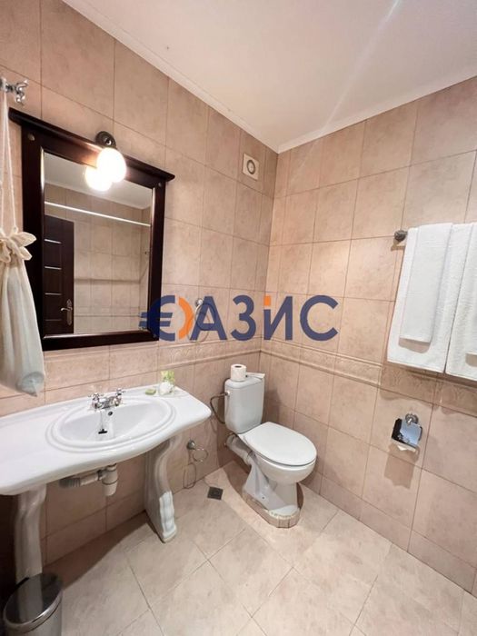 Продава се Двустаен апартамент в Обзор - 60 кв.м за 900 €/кв.м - Снимка #8