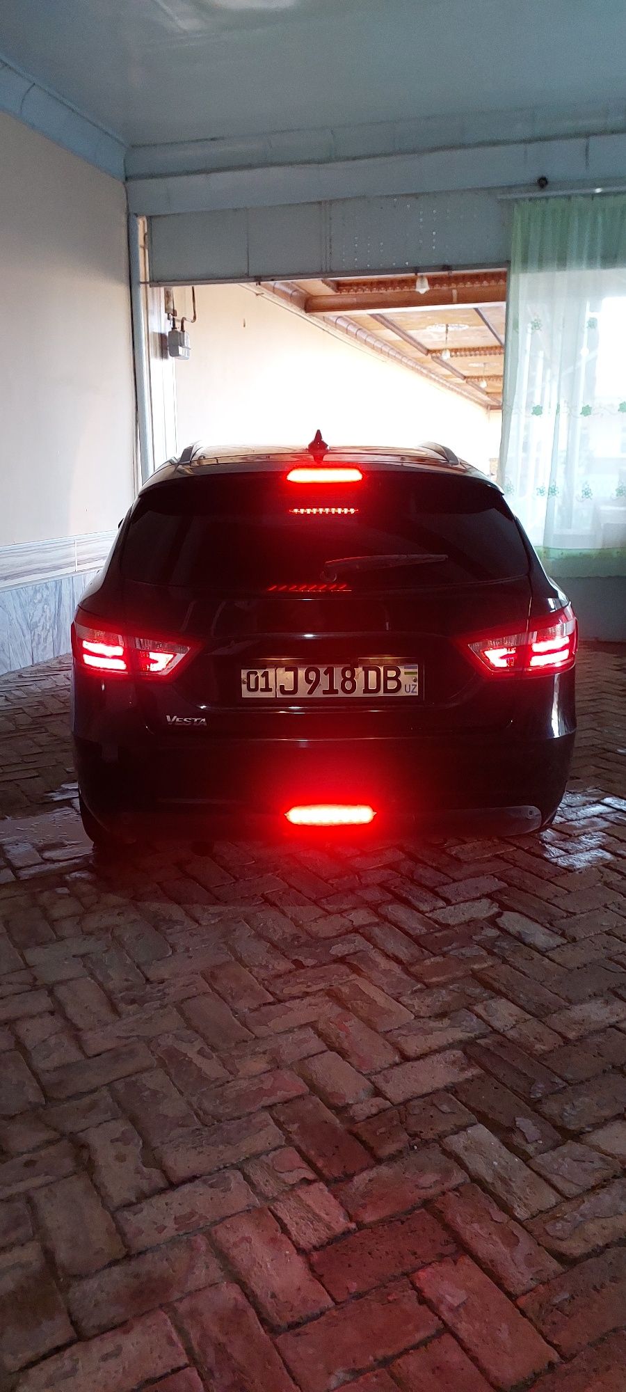 Lada Vesta SW 1.6 kam xarajatli