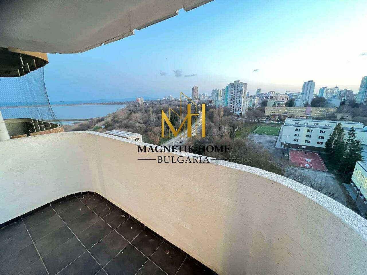 Чисто нов едностаен апартамент на метри от морската градина