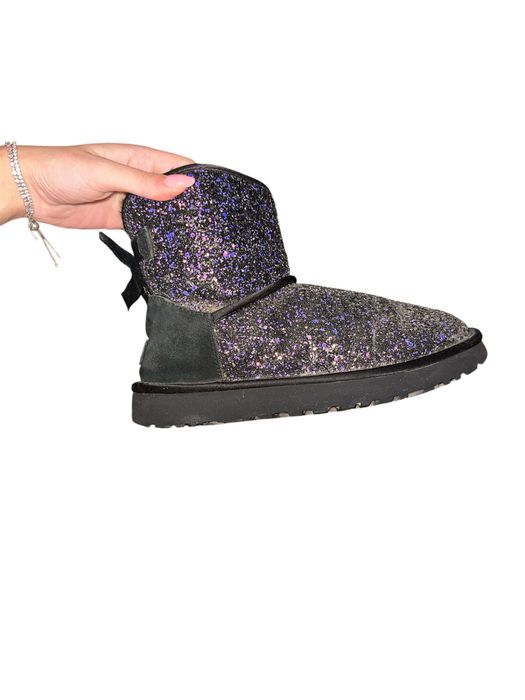 UGG cu sclipici