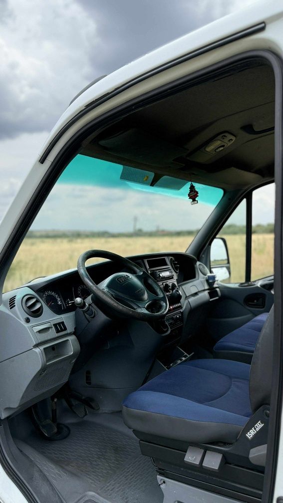 Iveco daily 3.0 diesel 150 de cai basculabil 3 părți