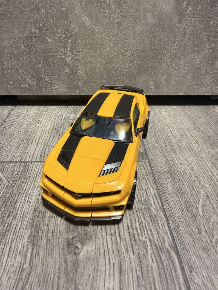 Transformers Dotm Leader Bumblebee