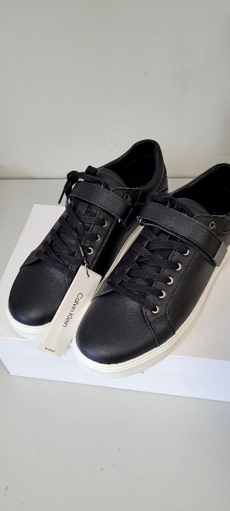 Sneakersi Calvin Klein in stare buna, originali, piele