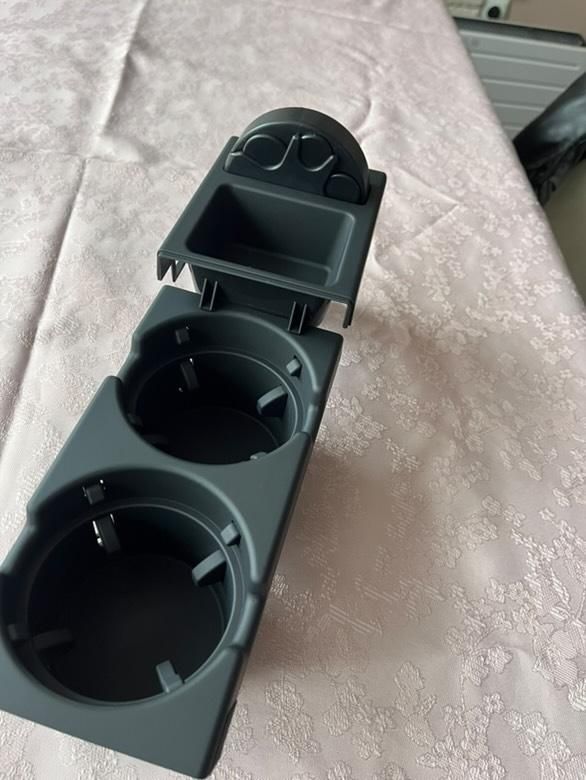 cup holder за БМВ е46