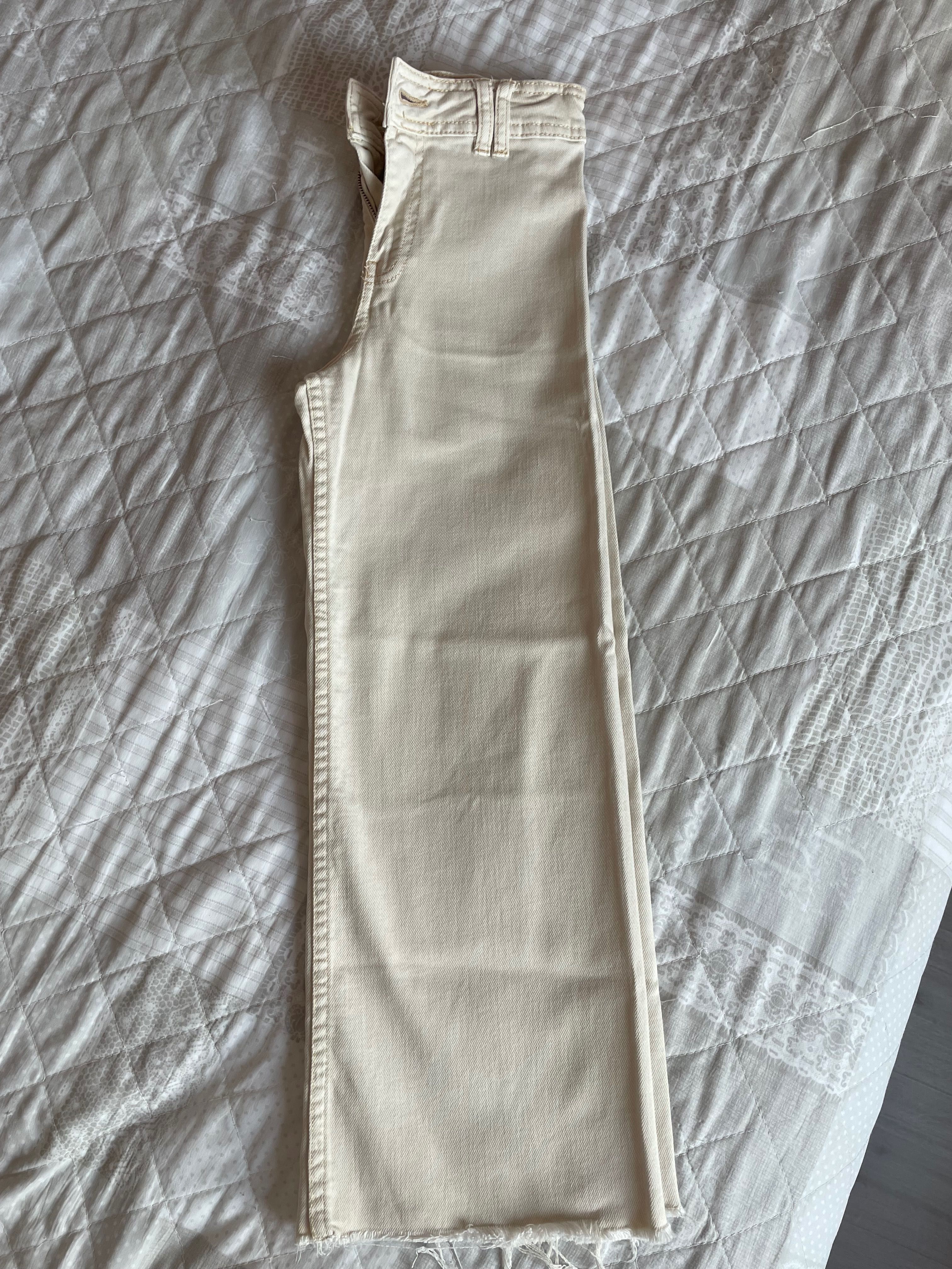 Детски дънки на Zara