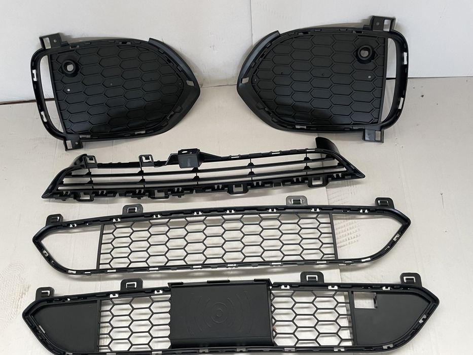 Grila grile bara fata BMW X5 F15 X6 F 16