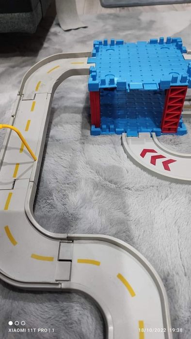 Огромна страхотна писта за колички