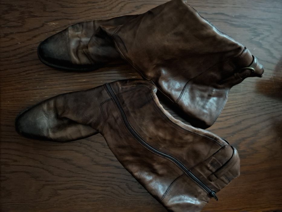 Cizme de dama , maro , din piele .