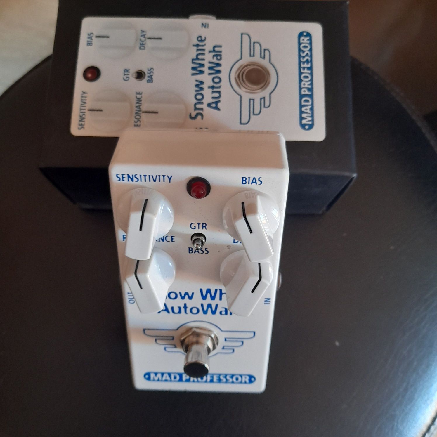 Mad professor snow white auto wah