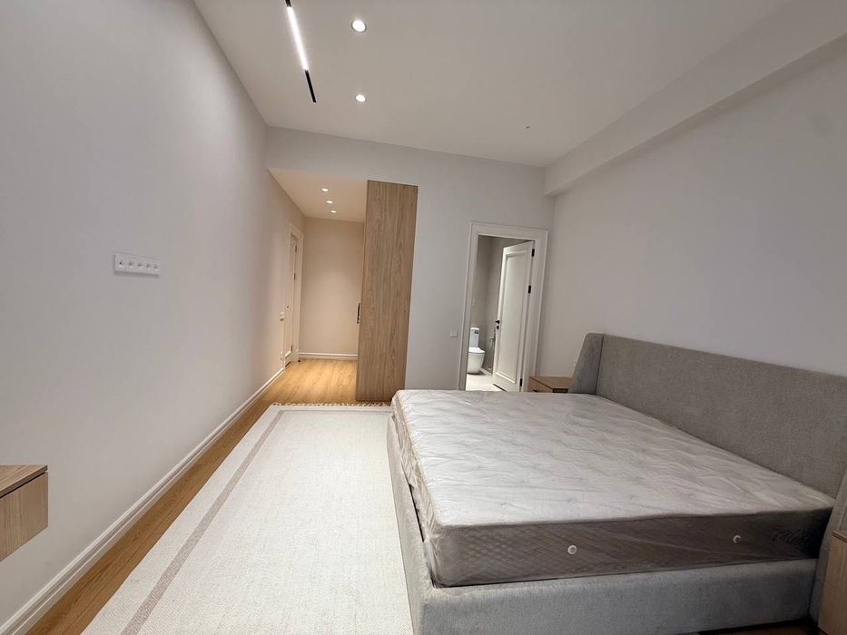 Продаётся 4х комнатная квартира на Карасув 3