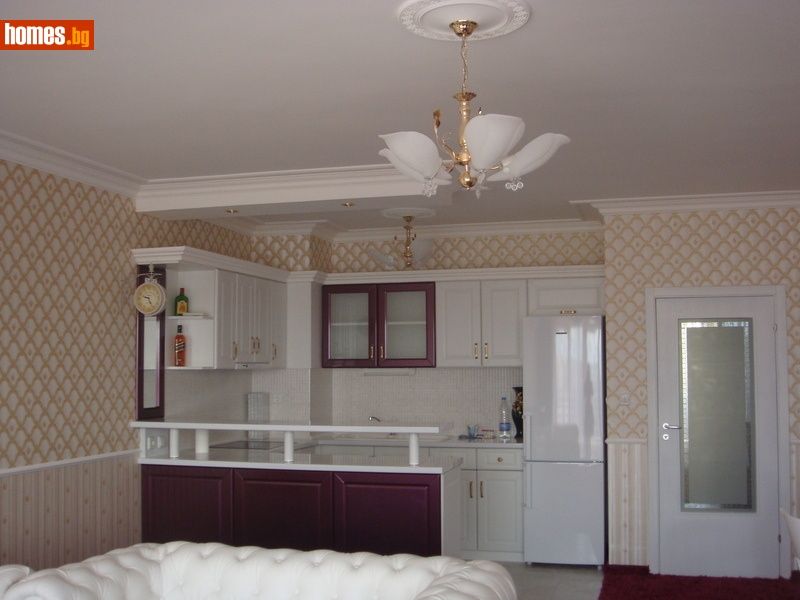 Продава се Тристаен апартамент в Пловдив, Кършияка - 132 кв.м за 1705 €/кв.м - Снимка #2