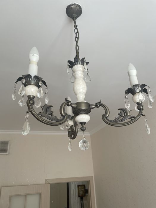 Продам люстры классика рэтро