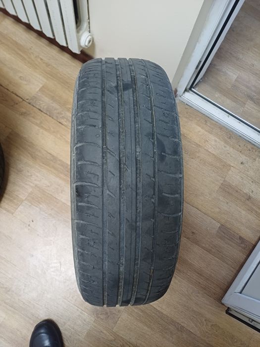 Шина для автомобиль