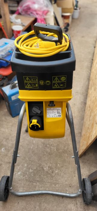 Tocator de crengi 220 w