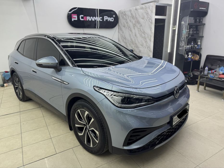 Volkswagen ID 4  X pure sotiladi 2021 yil